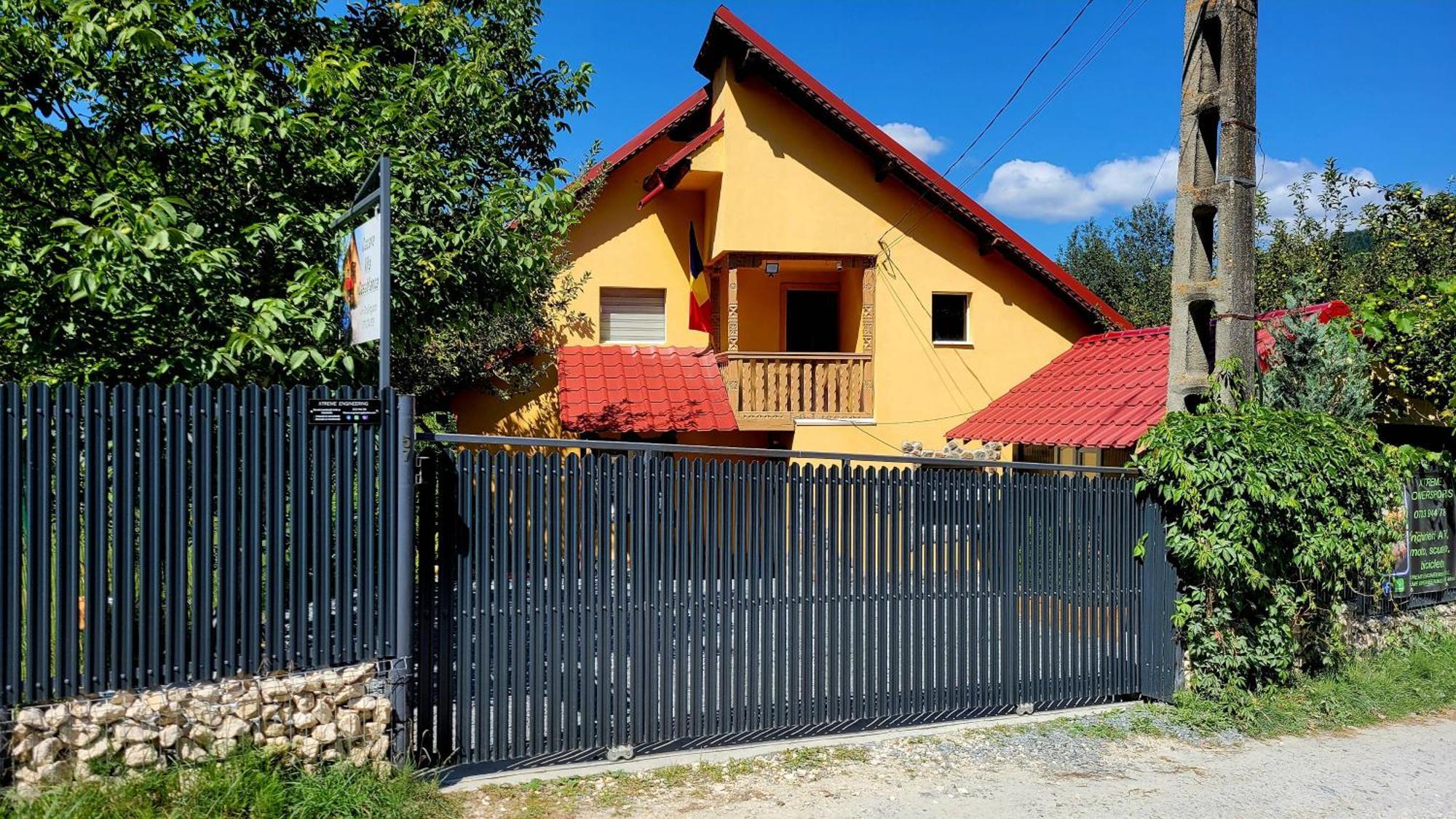 Casablanca Villa Podu Dimbovitei Exterior foto